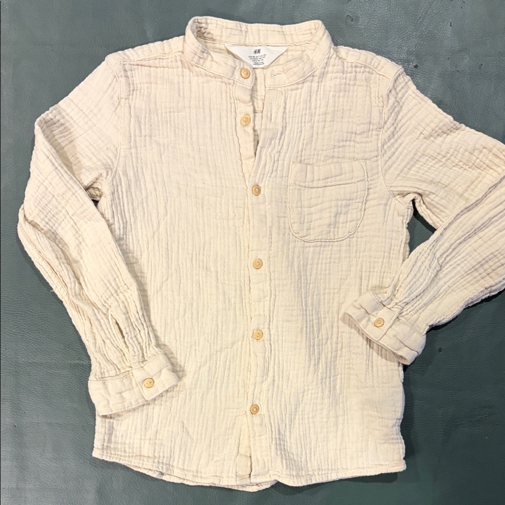 H&M Light Cream Textured Button-Down Shirt